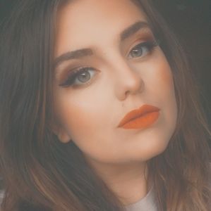 Meet your Posher, Lacy